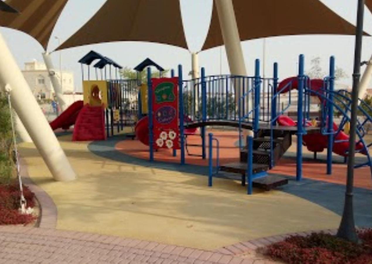 Mbz - Cosy Separate In Unique Flat Абу-Даби