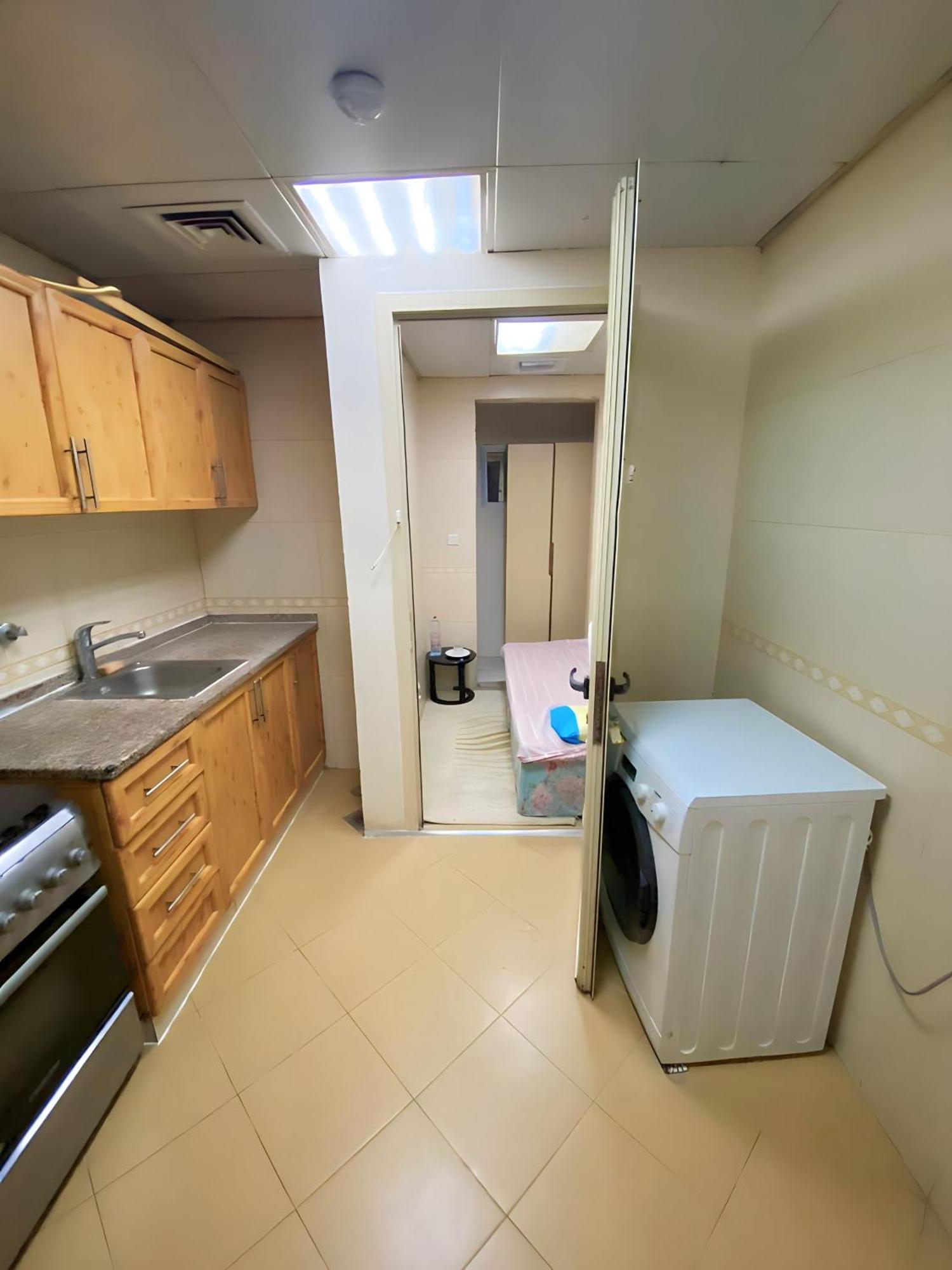 Privatunterkunft Mbz - Cosy Separate In Unique Flat Abu Dhabi