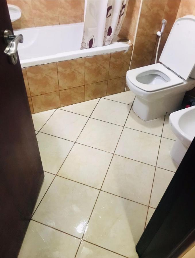 Mbz - Cosy Separate In Unique Flat Homestay