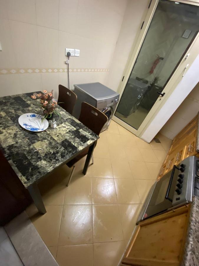 Mbz - Cosy Separate In Unique Flat Homestay *